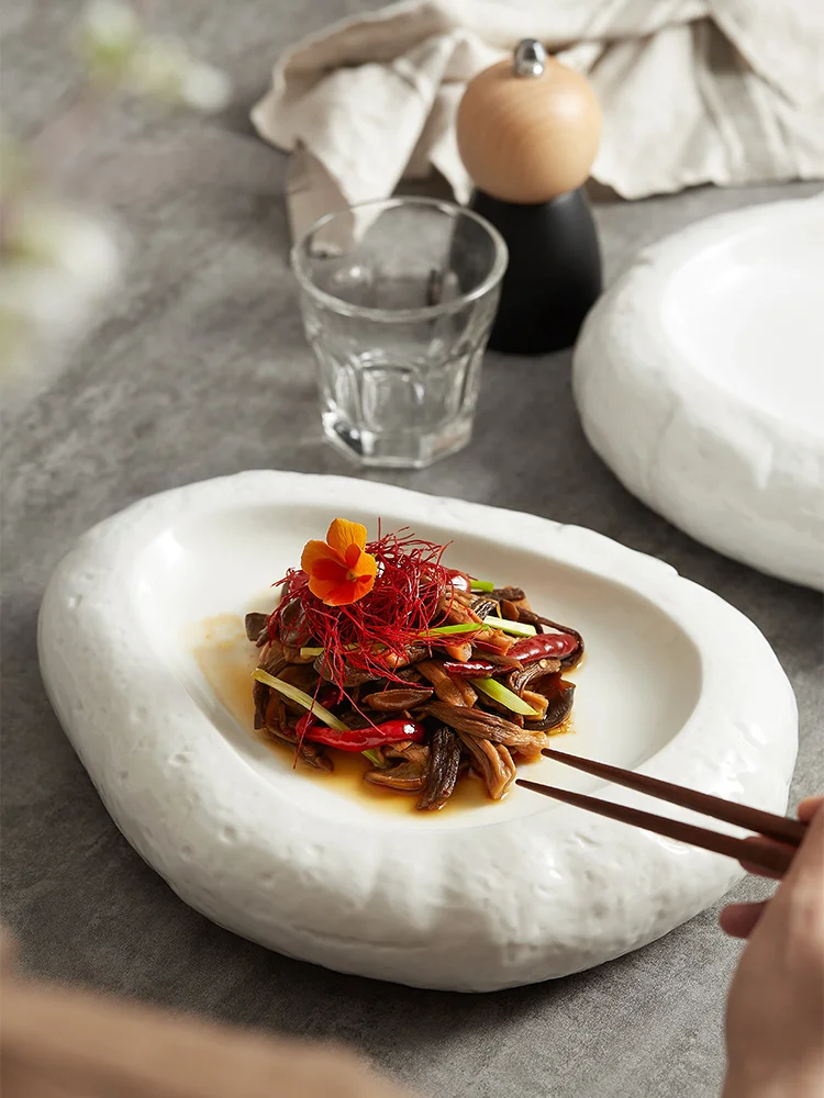 

Nordic White Special-shaped Ceramic Dinner Plate Salad Dessert Plate Hotel Tableware Stone Grain Insulation Dish Kitchen Tool
