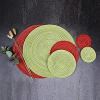 Inyahome Christmas Red Woven Braided Round Placemat Coaster Set Dining Table Mats for Family Dinners Holiday Kitchen Table Mats