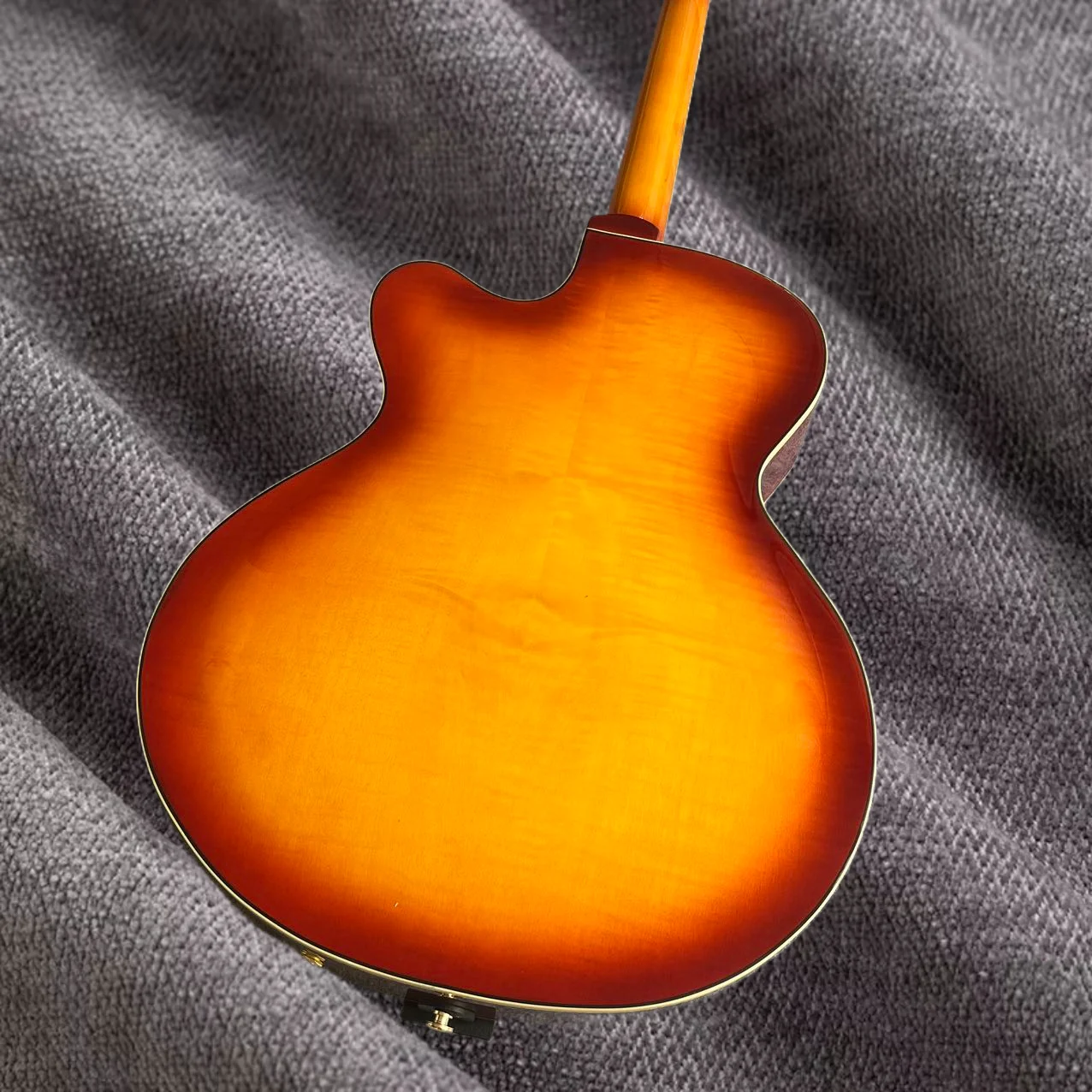 Электрическая гитара Sadowsky