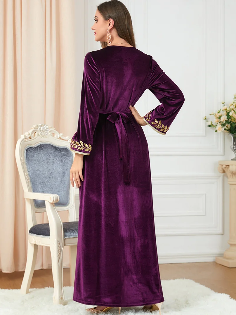 Winter Velvet Dresses for Women 2022 Autumn Embroidery Long Sleeve Split Dress Belted Kaftan Hem Abayas Muslim Dubai Gowns