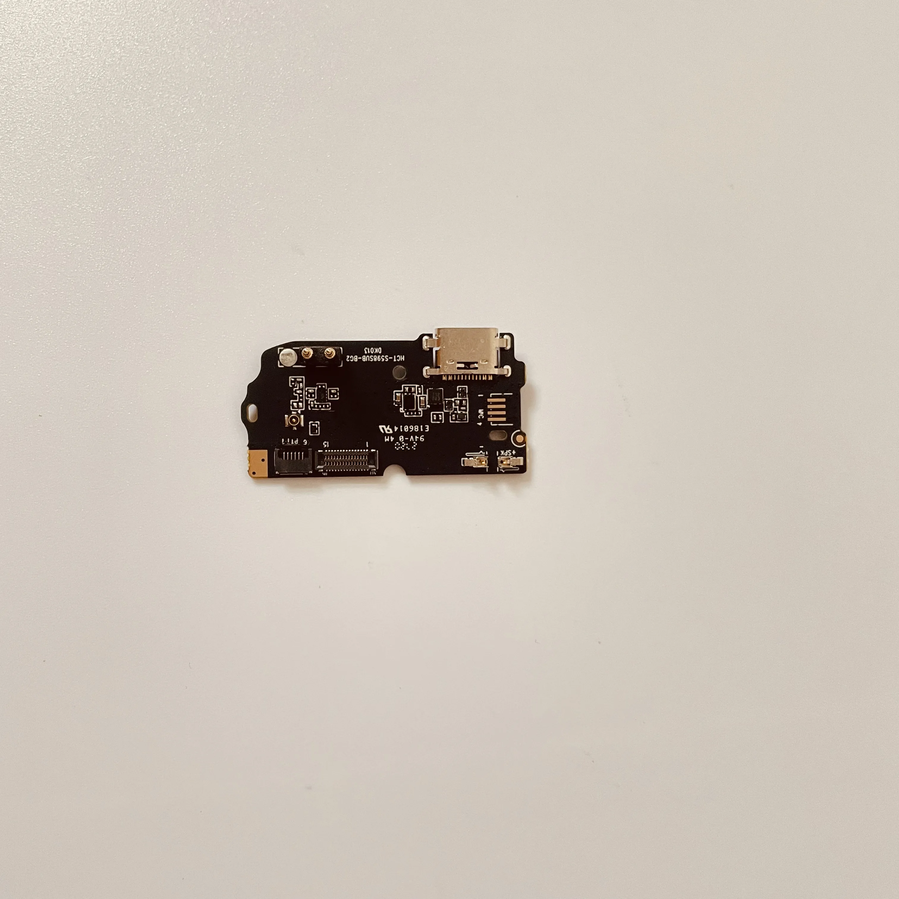 

Blackview BV5900 оригинальная зарядная плата с USB-разъемом для Blackview BV5900 MT6761 720*1520 5,7 "Бесплатная доставка