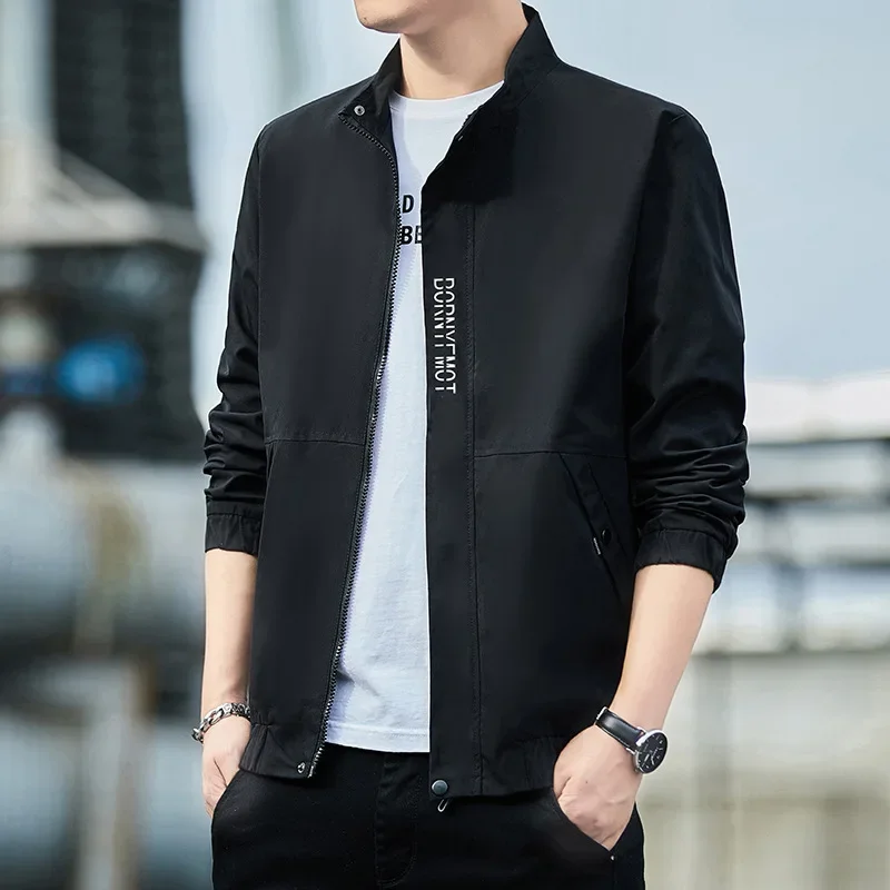 Куртка мужская демисезонная однотонная с воротником-стойкой