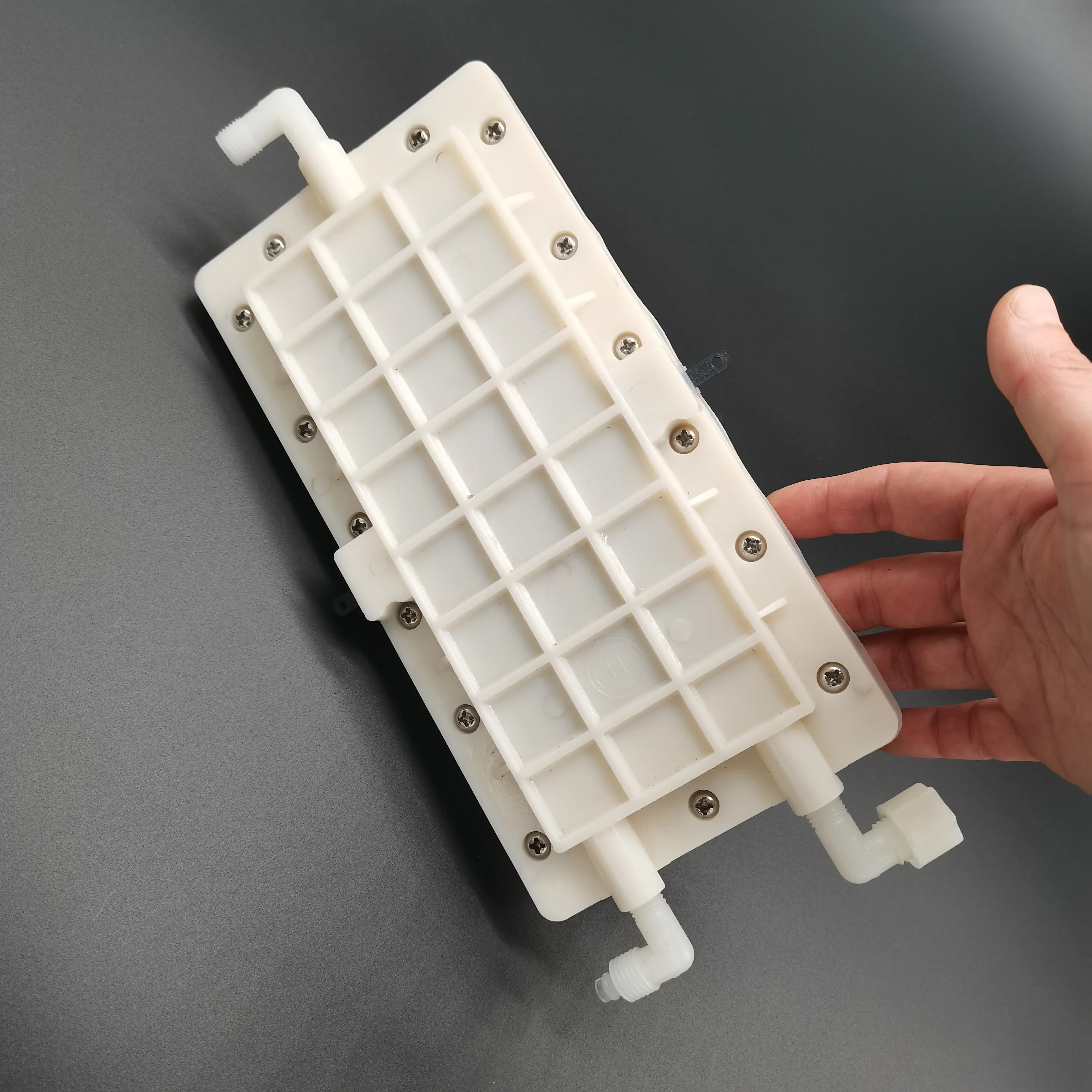 Титановый с платиновым покрытием анод небольшой Электролизный элемент для