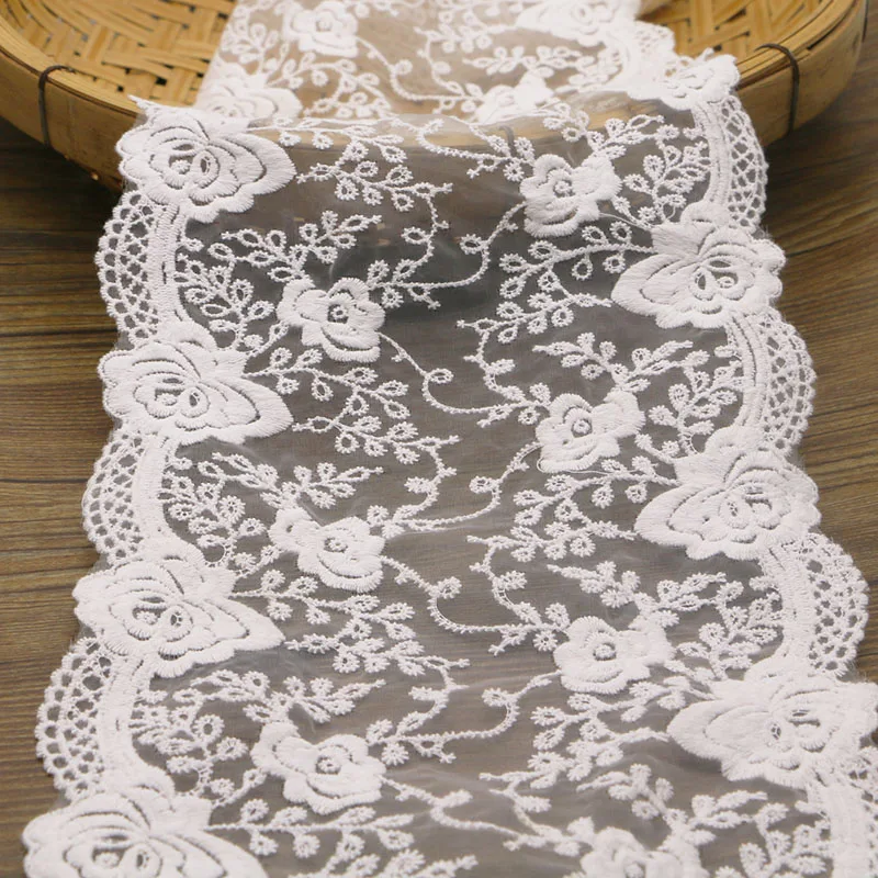 

1yard 17cm white water-soluble flower pure cotton double-sided embroidery lace French fabric DIY decorative sewing accessories