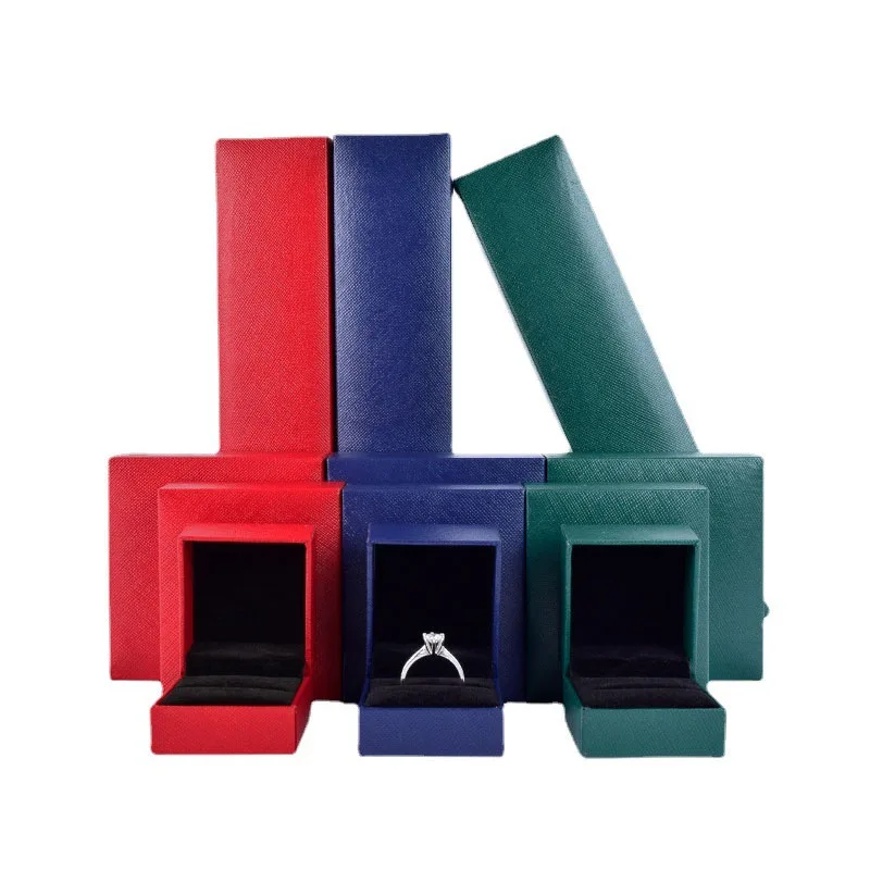 Spot Wholesale Vellum Jewelry Box Flip Grid Pattern Engagement Ring Box Pendant Bracelet Necklace Gift Box