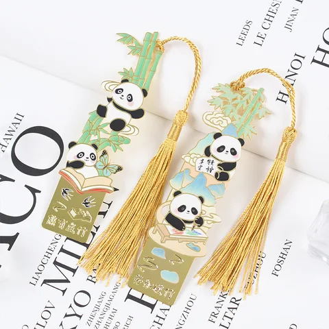 Металлическая закладка для книг с пандой