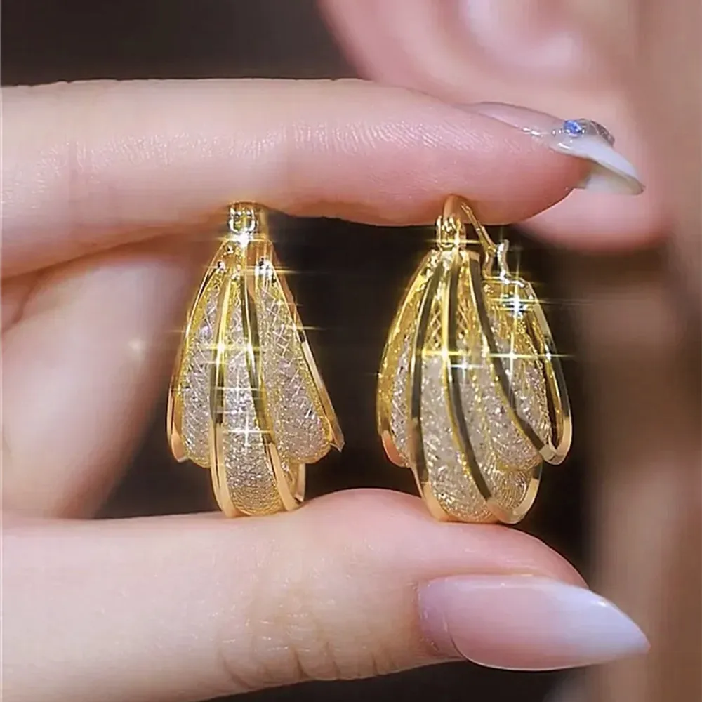 Серьги-кольца женские с инкрустацией из кристаллов циркония большие круглые