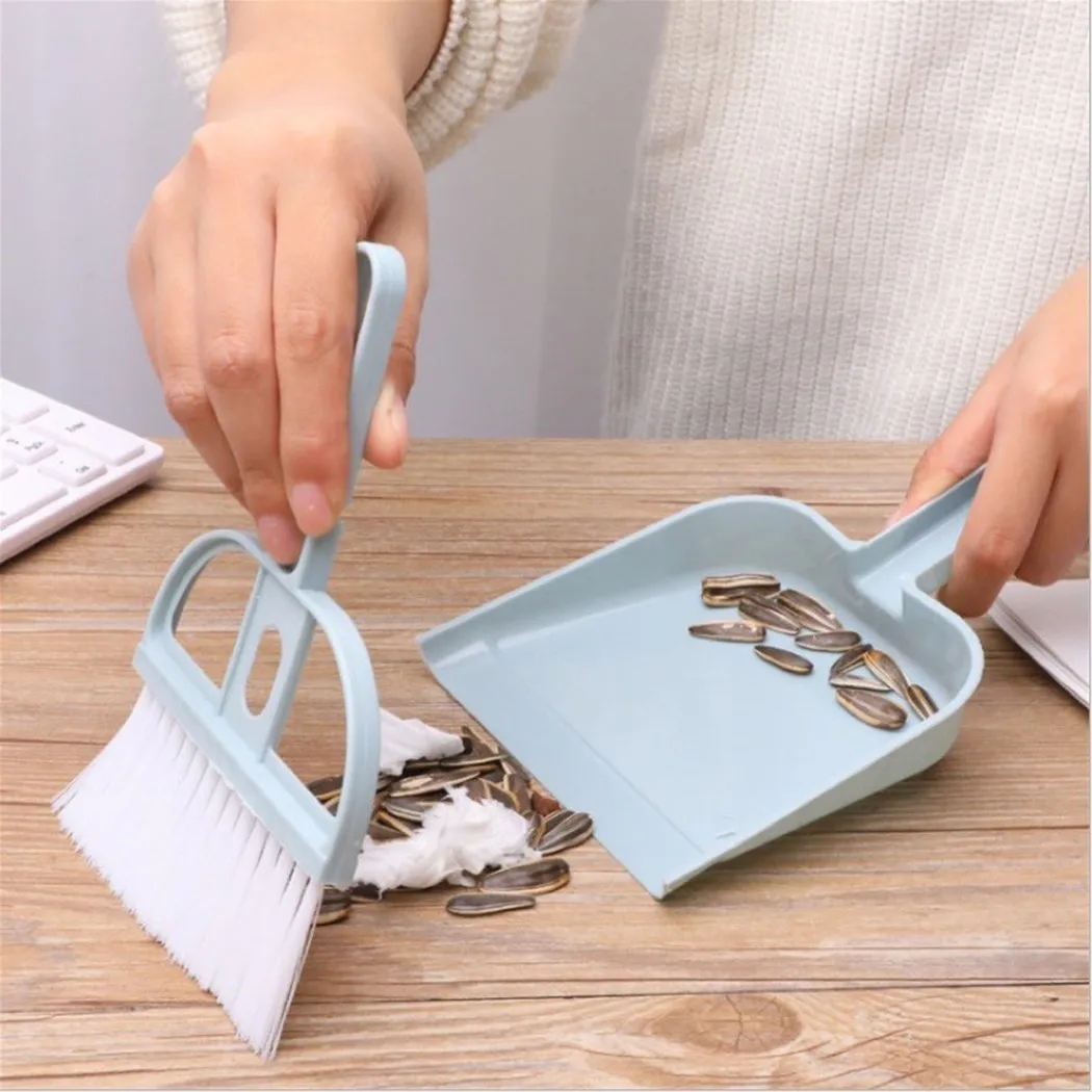 

1pc Mini Dustpan Broom Set Plastic Mini Cleaning Brush & Dustpan Cleaning Tools Brush Pole Desktop Cleaning Tool