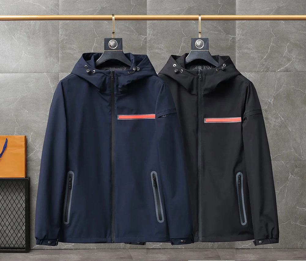 

The Spring and autumn 2022 men's hooded business casual jacket is a stylish, simple and high-quality jacket