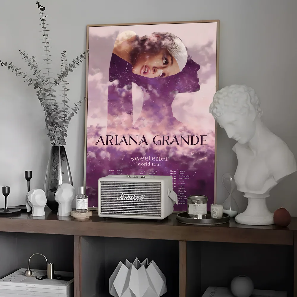 Плакат Ариана-Гранде MINISO