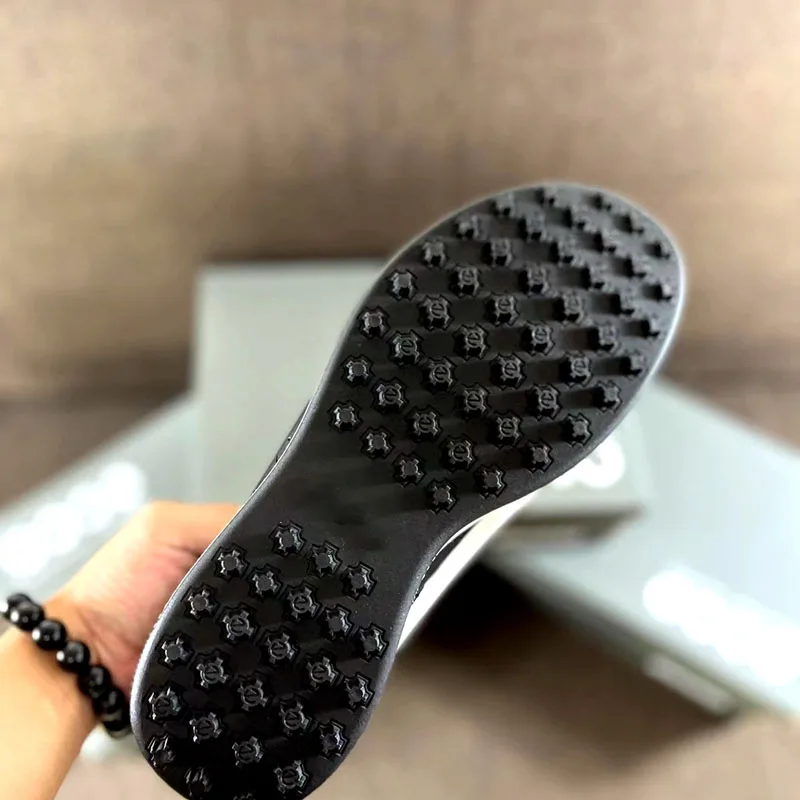 Men's Golf Shoes Golf PU Soles Non-slip Wear-resistant Shock-resistant Leather Material Without Ball Nails Men's Golf Shoes