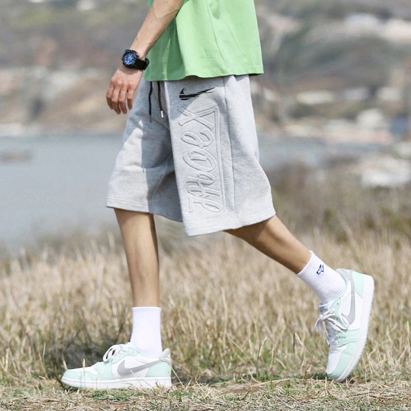 

2021 summer new same color embossed IКNIKEС shorts men's loose sports trend five-point pants
