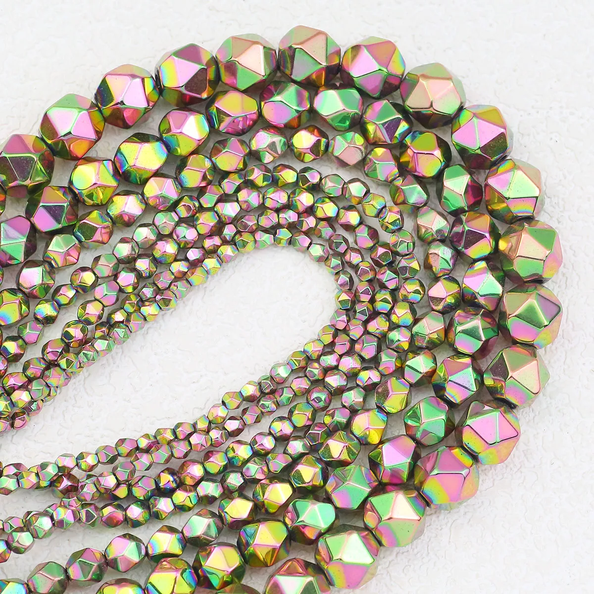 3-10 мм новые зеленые граненые многоугольные бусины из натурального гематита