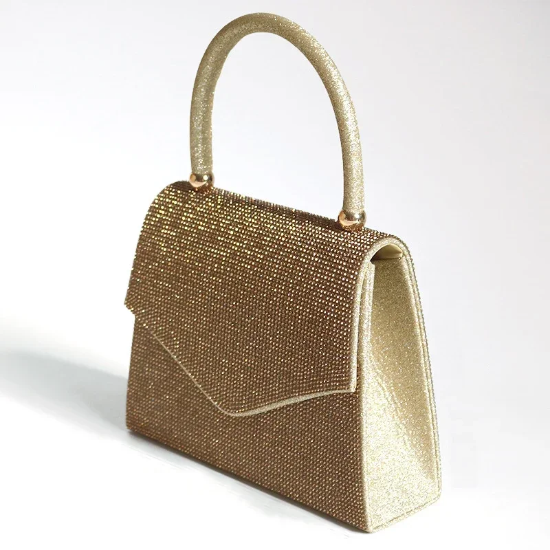 Рисунок 2 - Роскошный вечерний клатч с бриллиантами