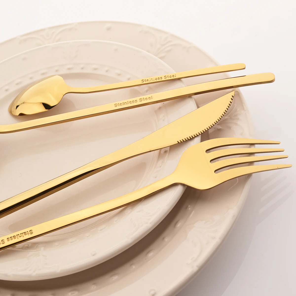 16 шт. золотой набор столовой посуды нож вилка кофейная ложка столовых приборов