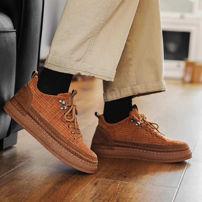 New Trendy Skateboarding Shoes Men Sneakers Vintage Designer Men's Shoes Breathable Platform Sneakers Men Vulcanize Sports Shoes