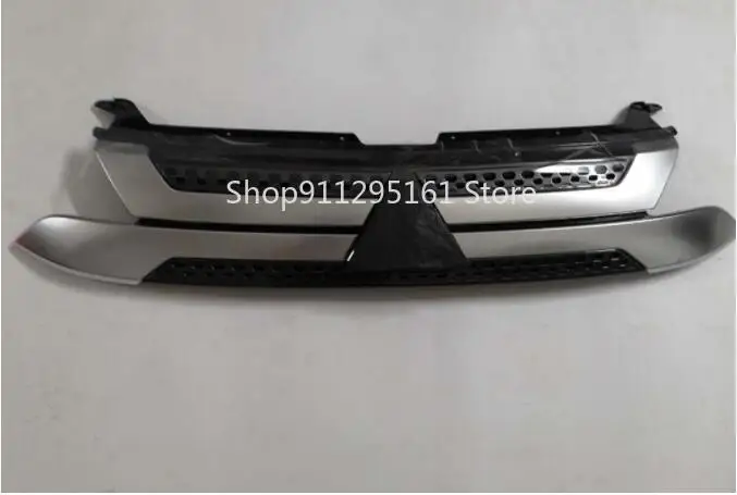 

Front Bumper upper grille grill insert Radiator for Mitsubishi Outlander 2019+ 1PC