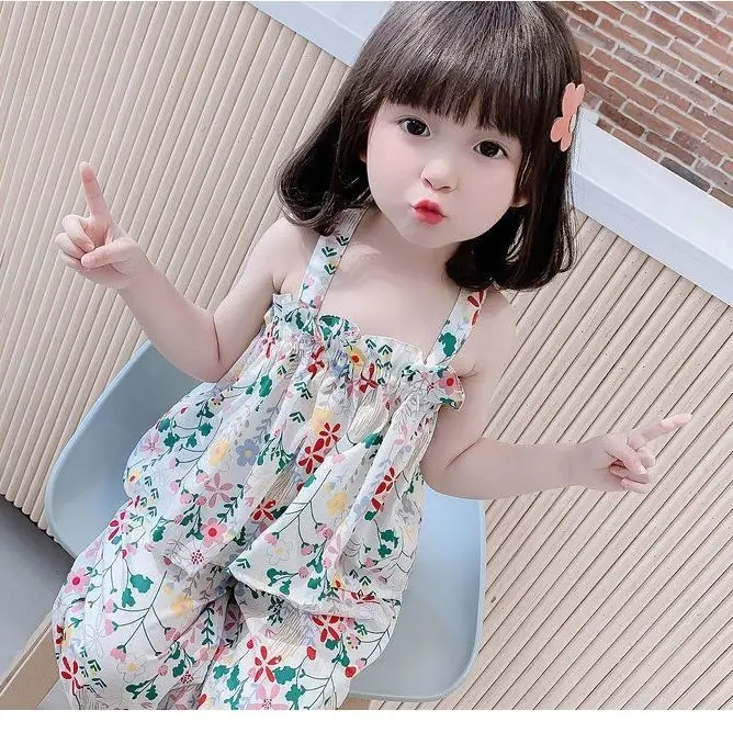 

Girls Outfits Summer Suit 2022 New Girl Baby Square Neck Suspender Top Cotton Breathable Shorts Two Piece Set