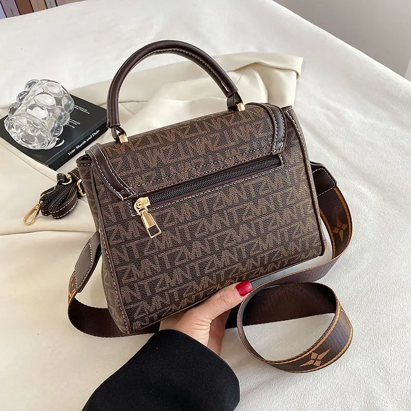 2023 Summer Fashion soft leather hand bill shoulder large capacity women's bag