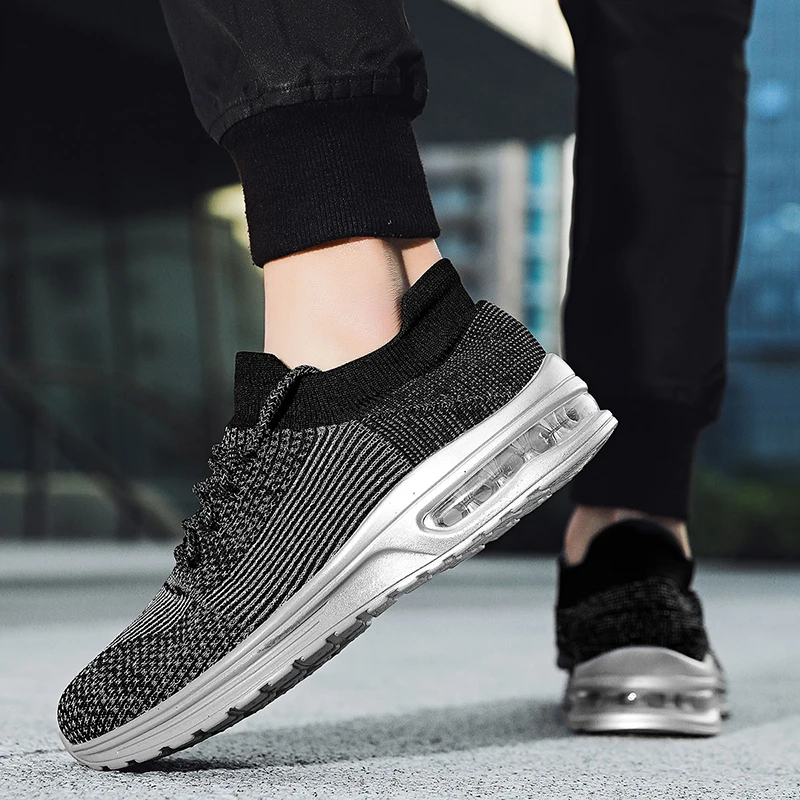 New Men Running Shoes Breathable Outdoor Sports Shoes Lightweight Sneakers Comfortable Athletic Training Footwear