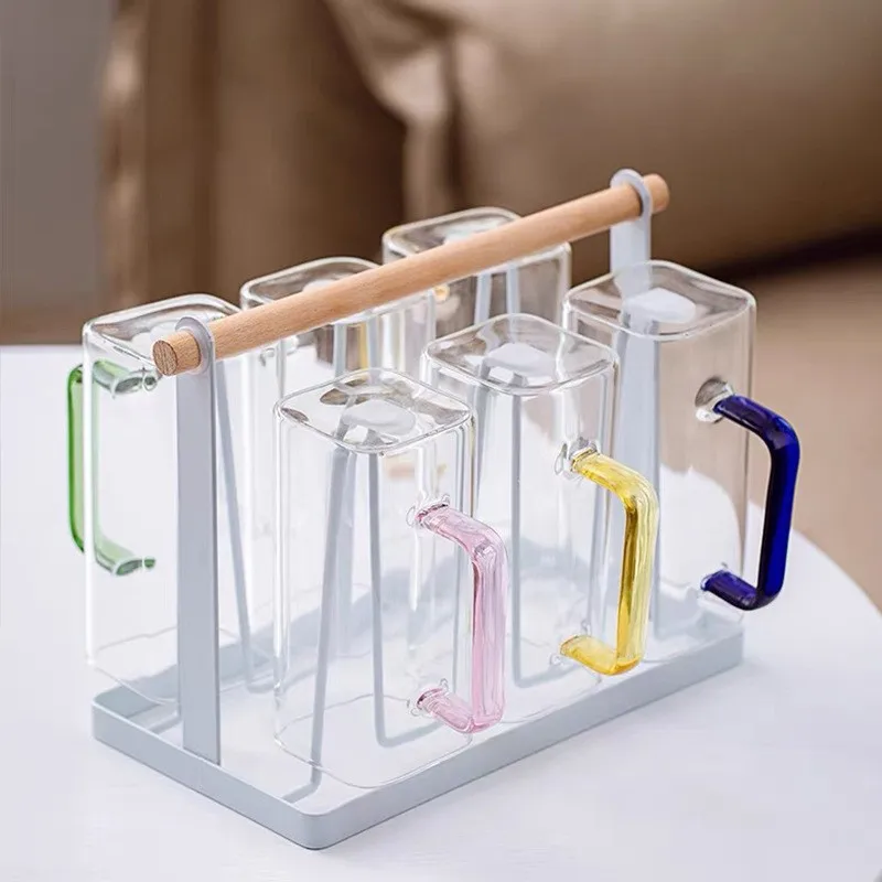 Квадратная кружка с крышками и соломинками