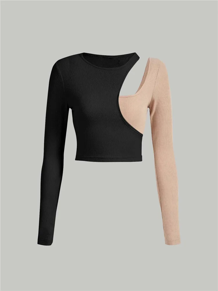 

Женский ТРИКОТАЖНЫЙ УКОРОЧЕННЫЙ ТОП с длинным рукавом и круглым вырезом