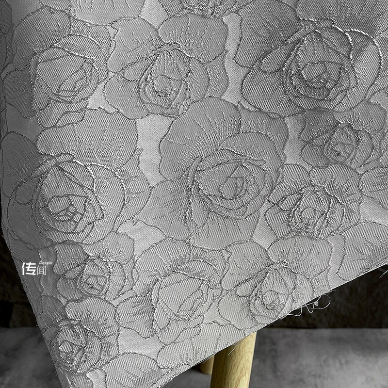 

Silver Rose Jacquard Accentuates Texture Fabric High-end Skirt Outerwear Bag Designer Fabric Makeover DIY Sewing Accessories