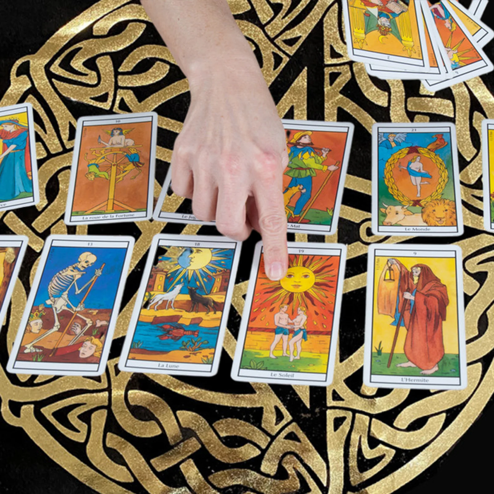 Тканевая скатерть для ТАРО и карт золотые скатерти алтаря из оленьей кожи