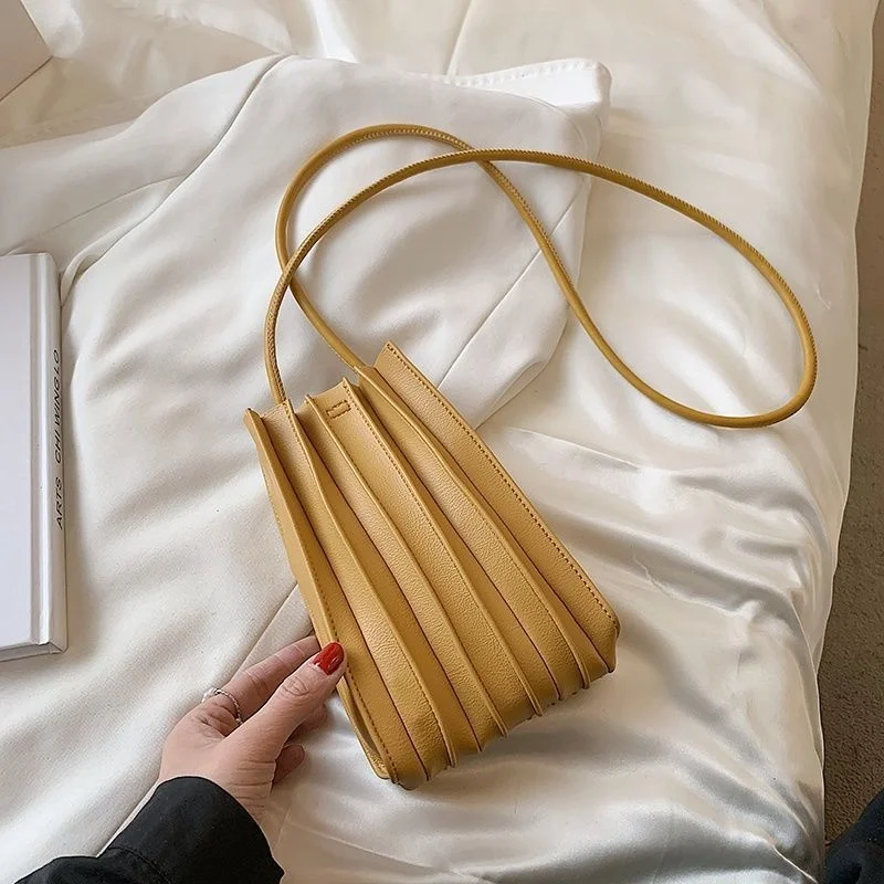 Wrinkle Accordion Mobile Phone Bag Mini Organ Bag Women's Bag Summer Versatile Messenger Bag Lady Outfit For Women Gril Cardcase