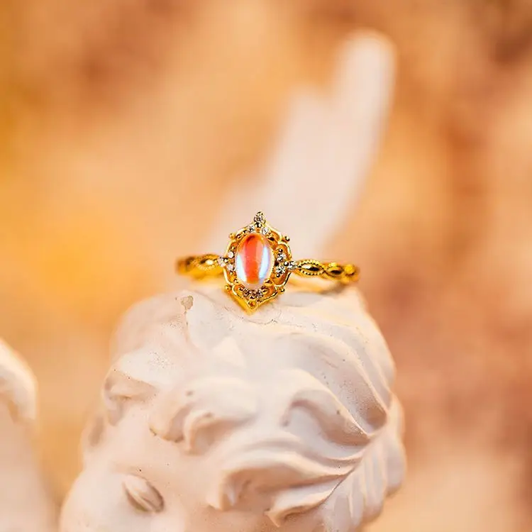 

Moonstone Ring Opening Can Be Adjusted, Fashionable, Personalized, Niche Design, Luxury, Retro and High Level