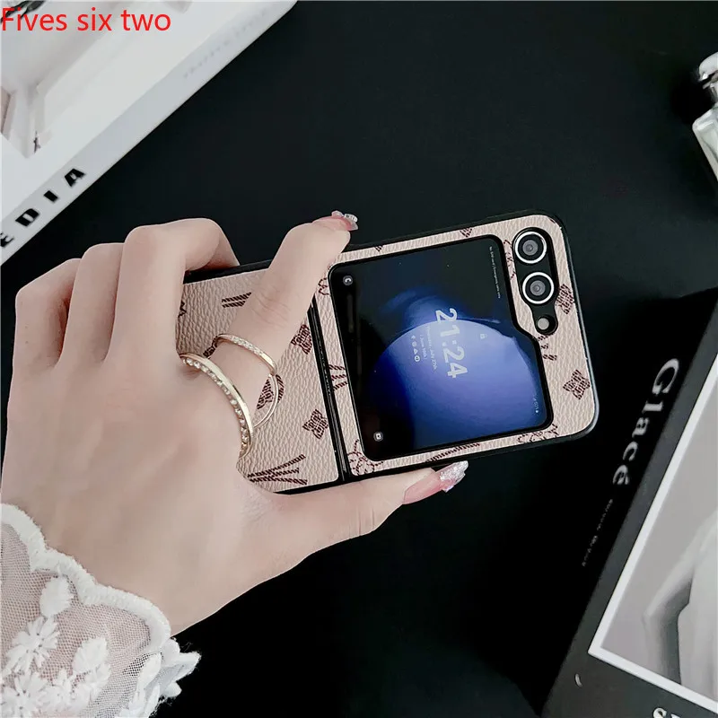 Чехол-книжка с кольцом-держателем и геометрическими полосками для Samsung Galaxy Z 6 5 4 3 2