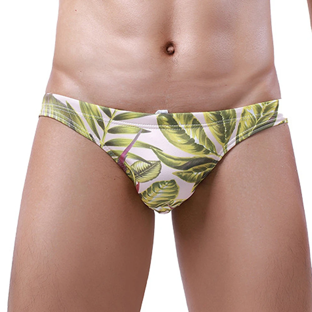 

Fashion Summer Men Sexy Print Briefs Swim Trunks Swimming Pants Sexy Low Waist Swimsuit Hot Spring Tight Elastic Triangle Briefs