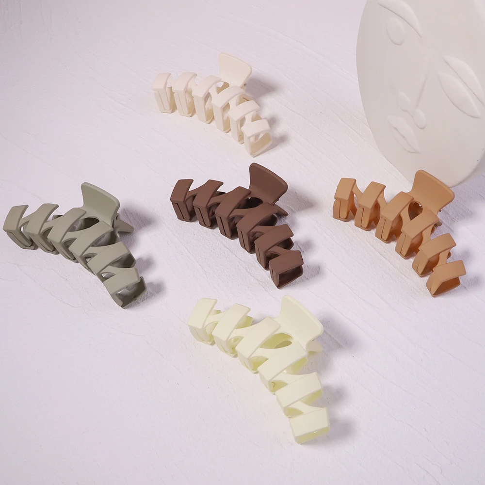 

1Piece Korean Matte Large Ponytail Shark Hair Claws Acrylic Barrette Crab Hair Clips Headwear for Women Girls Hair Accessories