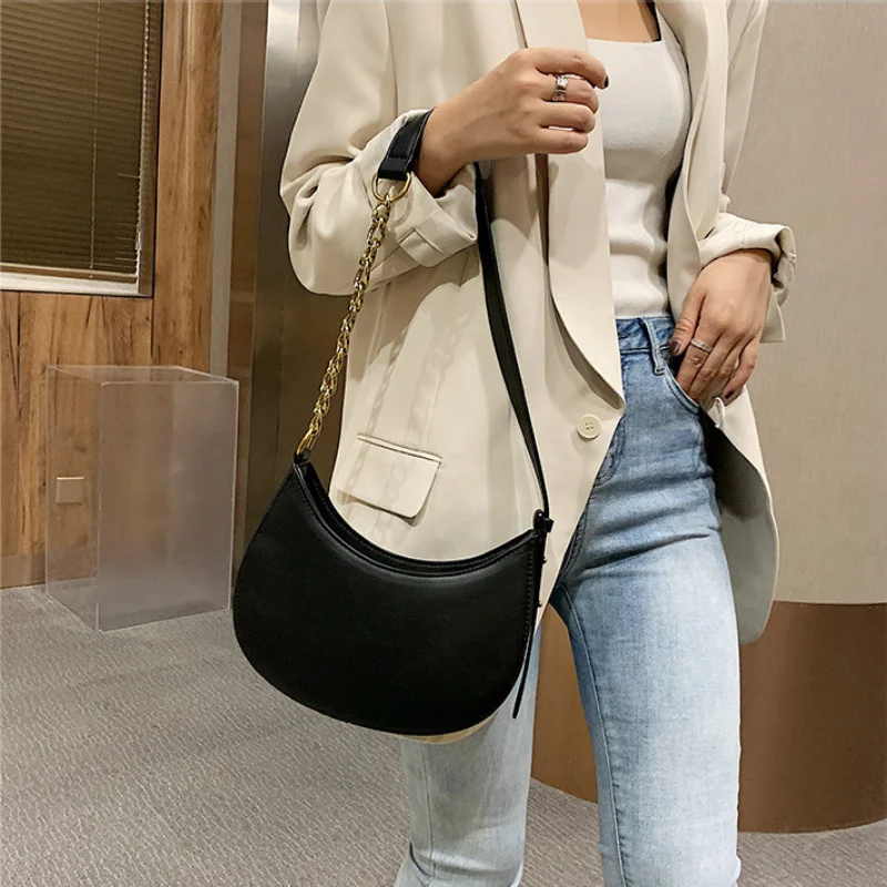 Women's Retro Luxury Solid Color Small Shoulder Bag Fashion Chain Underarm Handbag for Femele Travel Free Shipping сумка женская