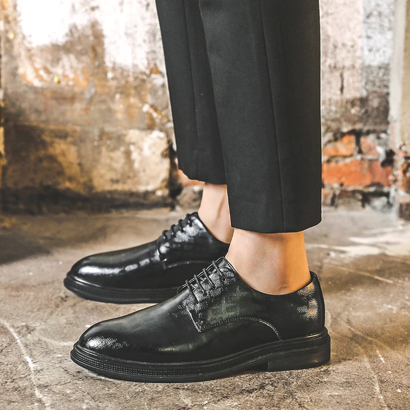 Мужские деловые повседневные кожаные туфли классические джентльменские для
