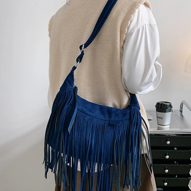 Luxury Party Shoulder Side Bag Fashion Suede Tassel Small Crossbody Bags for Women Winter Designer Punk Style Handbags Purses 2