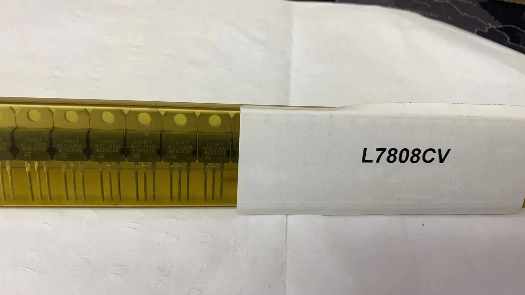 

Чип L7808CV BOM Match/one-stop