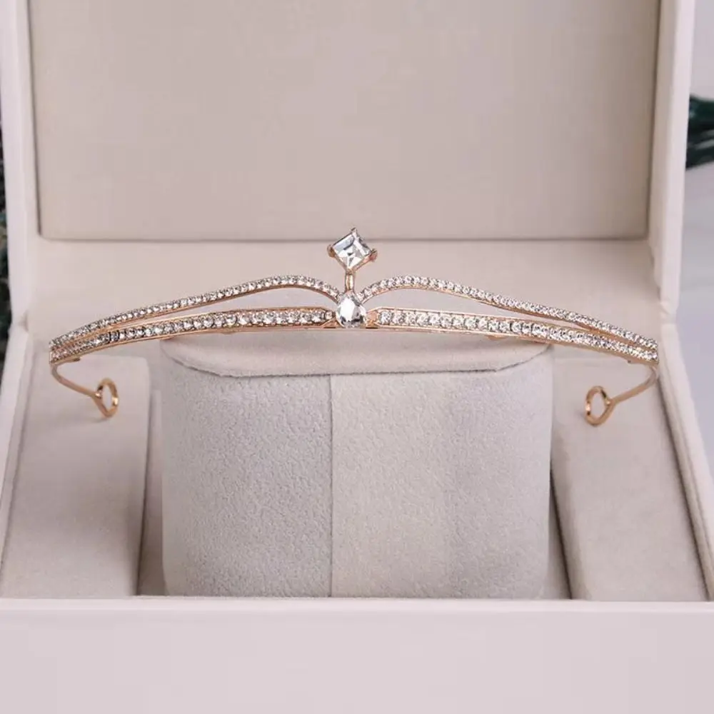 

Bridesmaids Alloy Princess Jewelry Wedding Rhinestone Headpiece Cubic Zircon Crystal Hairband Bridal Tiara Crown
