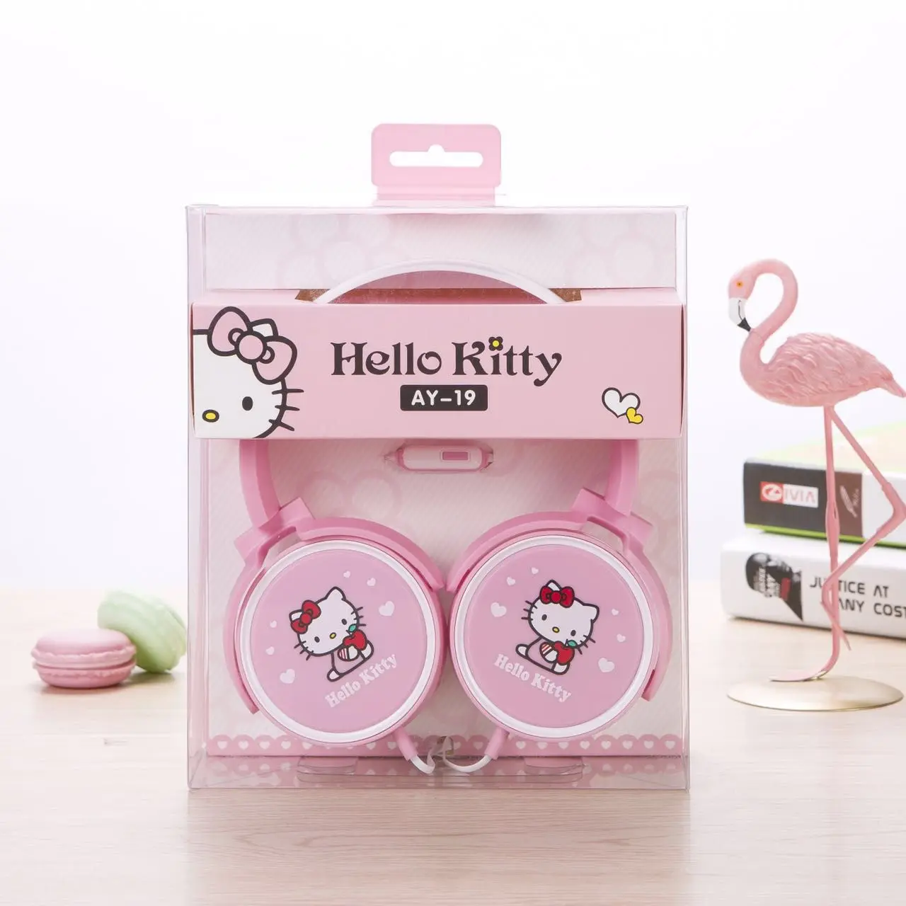 

Hello Kitty Girl Series Cartoon Earphones Mini Headphone Portable Earbuds Pouch Box Earphone