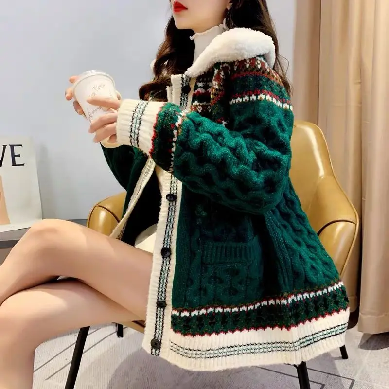 Christmas Knitted Sweater Female 2022 New Year Embroidery Sweater Large Thickened Warm Knitted Long Sleeved Cardigan Sweater