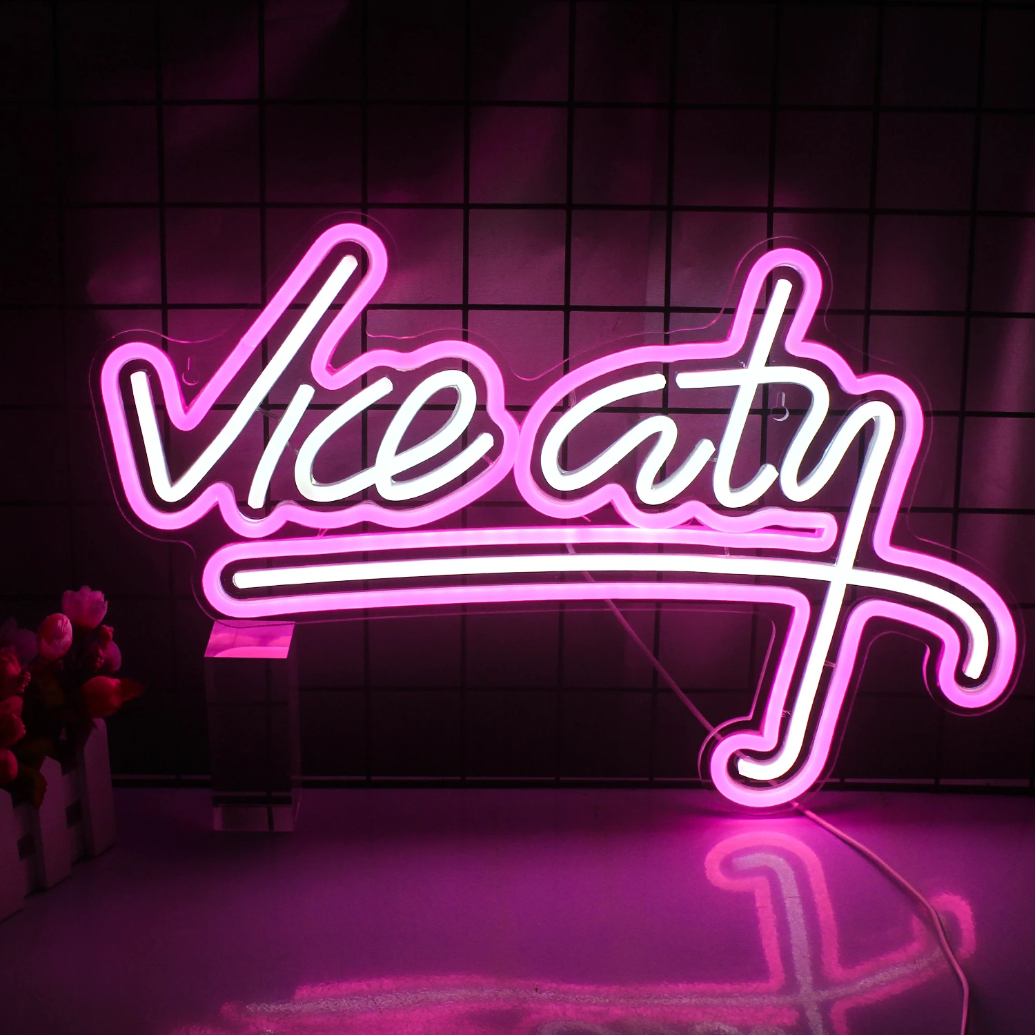 

Ineonlife Vice City Pink Neon Sign Led Lights Bedroom Letters USB Powered Game Room Bar Party Indoor Home Arcade Shop Wall Decor