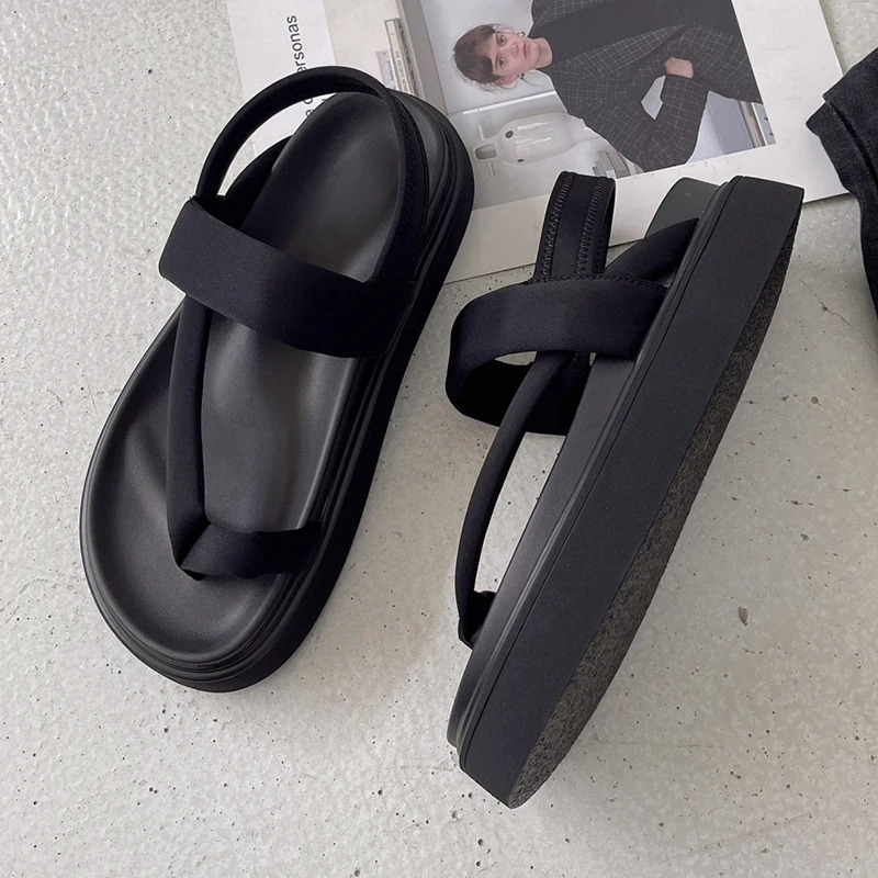 2023 Summer Women's Slippers Soft Anti-slip Women Flip Flops Lightweight Female Sandals Comfortable Platform Female Casual Shoes