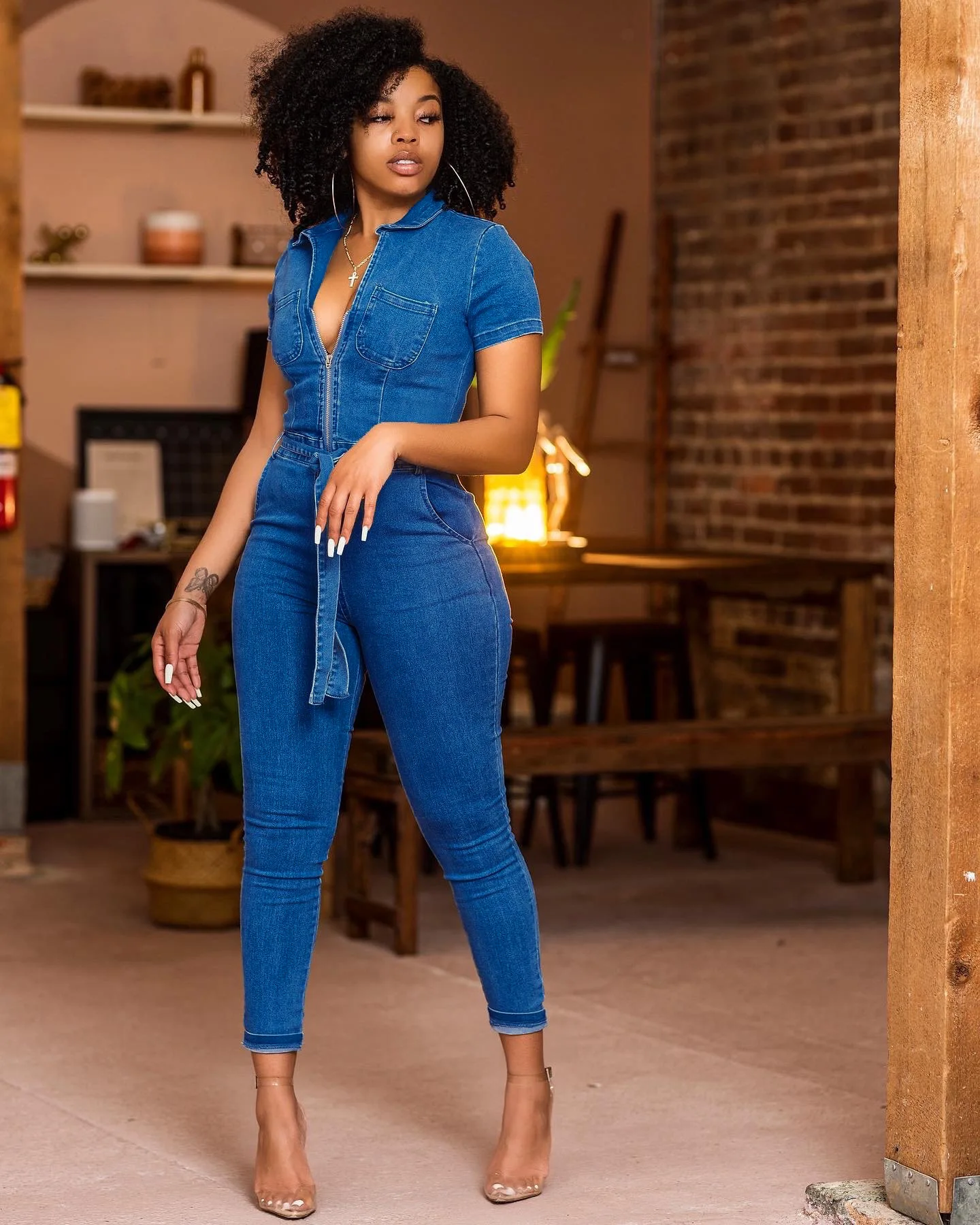 

European Style Fashion Jeans Demin Jumpsuit Women Notched Short Sleeve Denim Romper Skinny Trouser 2022 Single Breasted Overalls