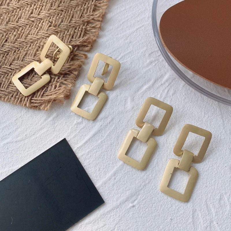

Fashion Jewelry Metal Square Earrings Popular Design Golden Plating Hot Selling Geometric Drop Earrings For Women Accessories
