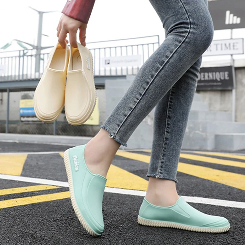 

Fashion New Shallow Mouth Comfortable Casual Women's Rain Boots Summer Outdoor Simple Non-Slip Waterproof Round Toe Ankle Boots