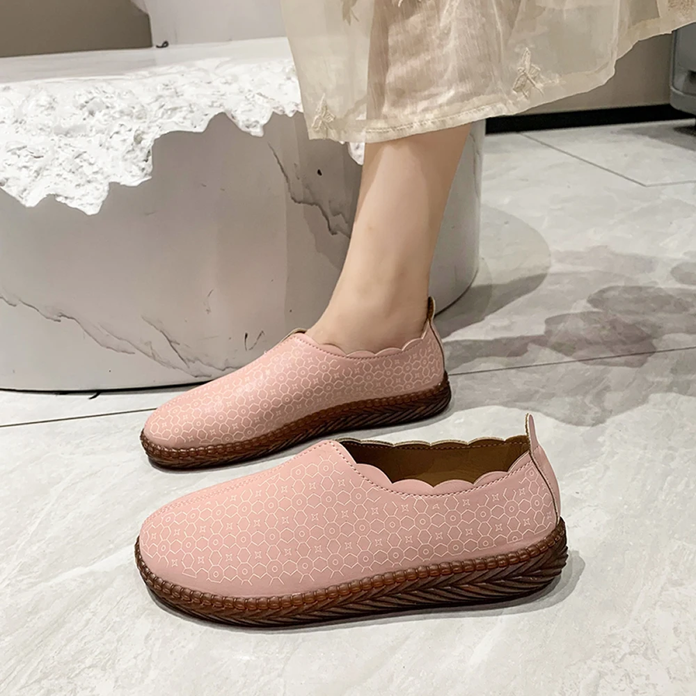 Leather single shoe a foot lazy shoes 2023 new fashion everything flat mother shoes soft leather soft sole