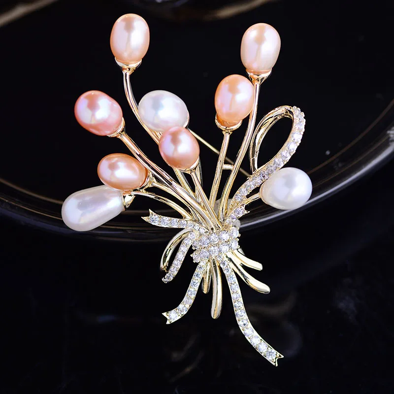 

Elegant Freshwater Pearl Bouquet Brooch Fashion Pink Pearl Pin Temperament Elegant Clothes Corsage Accessories
