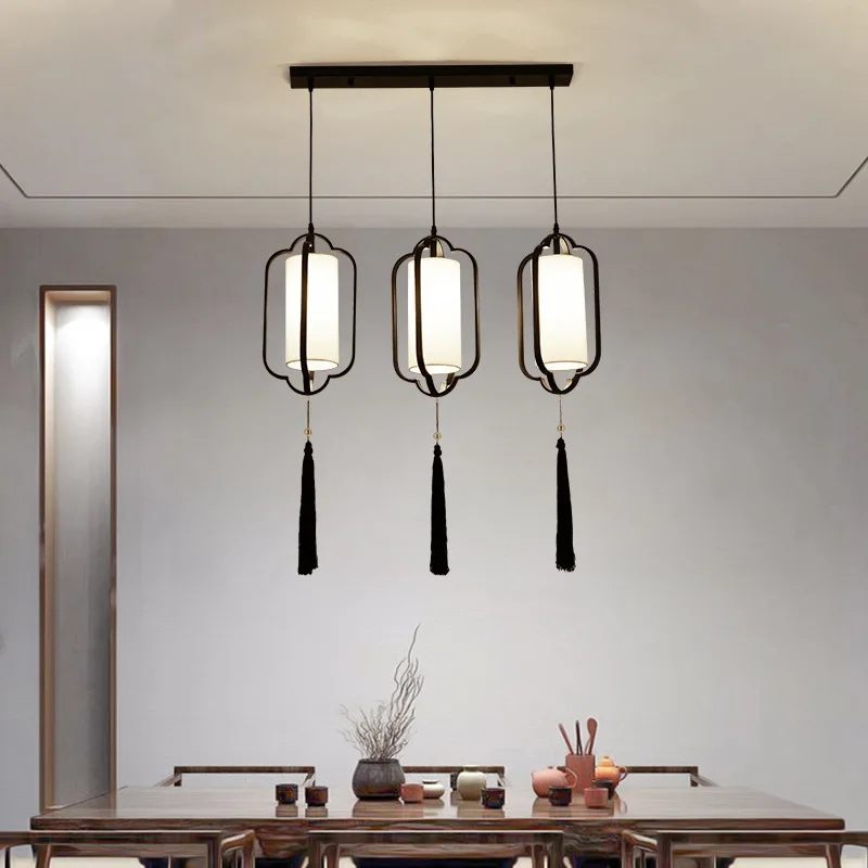 

New Chinese Restaurant Chandelier Antique Modern Simple Three Head Restaurant Cloth Lighting Creative Iron Bar Teahouse Led Lamp