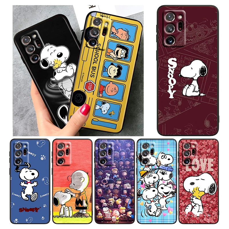 

Snoopy Cute Cartoon Dog For Samsung A73 A70 A20 A10 A8 A03 Note 20 10 9 Ultra Lite Plus F23 M52 M21 j7 j6 Black Phone Case