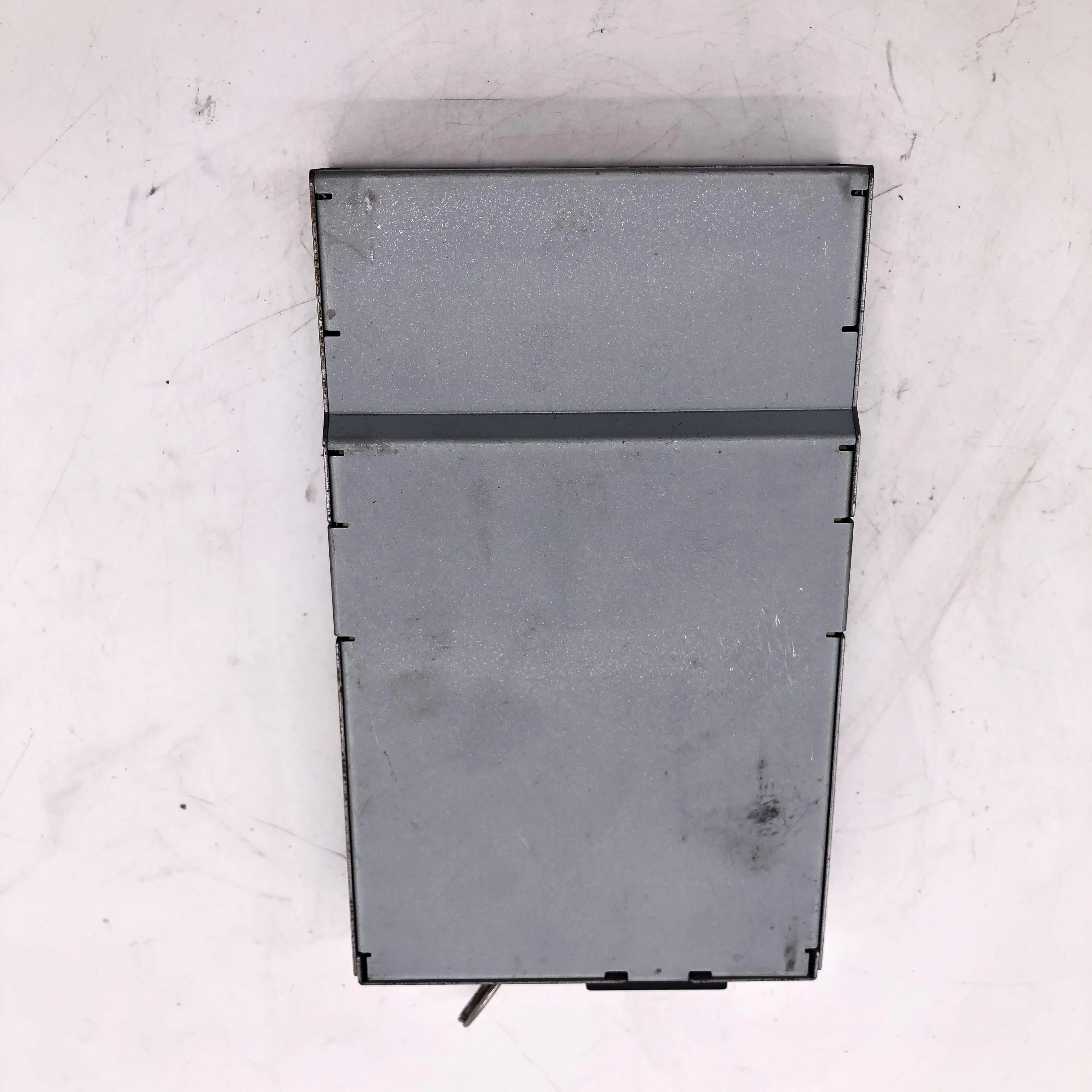 Адаптер питания 0957-2104 C7100 240V подходит для Hp 8200 D7100 3100 D7300 C5100 D6100 Адаптер питания 0957-2104 C7100 240V подходит для Hp 8200 D7100 3100 D7300 C5100 D6100